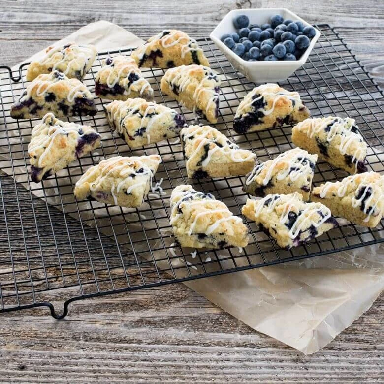 Nordic Ware Mini Scone Bakvorm 24 X 24 Cm Aluminium - Afbeelding 2